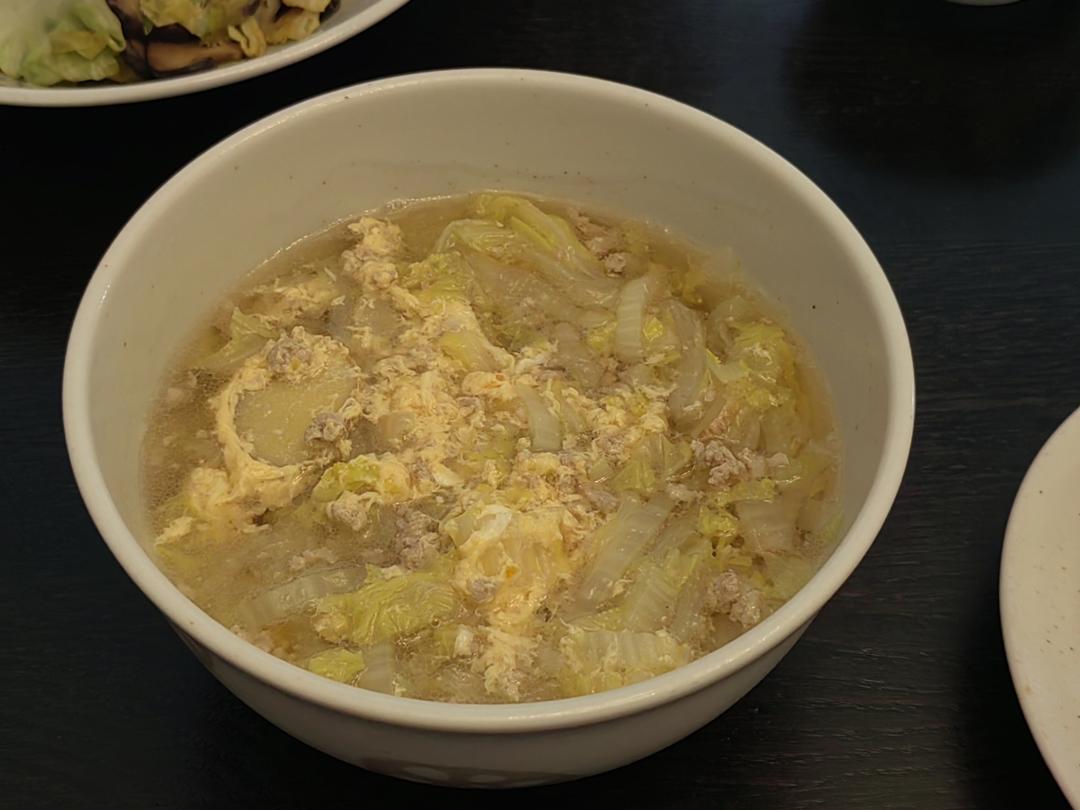 裙带菜肉沫豆腐浓汤