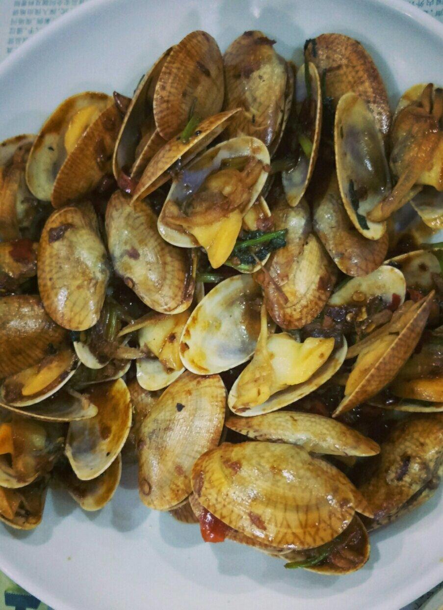 厨师长教你：“香辣花甲”的家常做法，好吃的停不下来