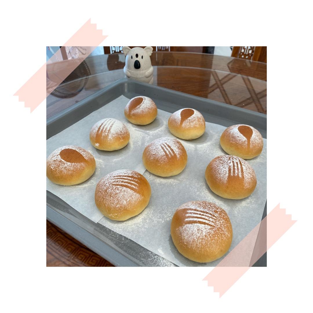 网红冰面包 冰淇淋的口感 好吃爆了！！