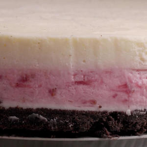 草莓双色冻芝士蛋糕的做法 步骤11
