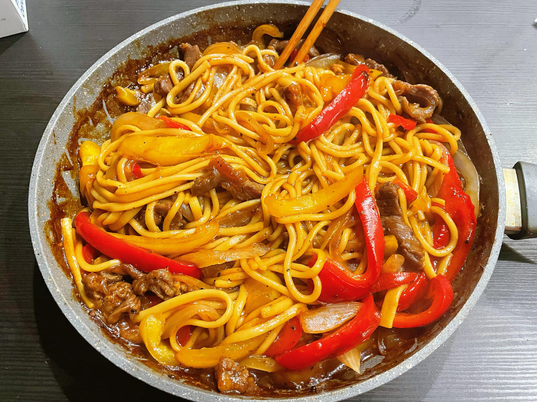 味道不输西餐厅的黑椒牛柳意面