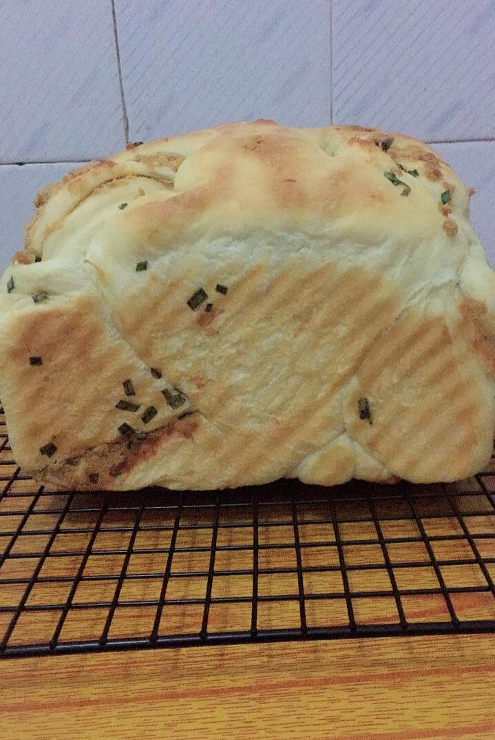 宵种香葱肉松吐司