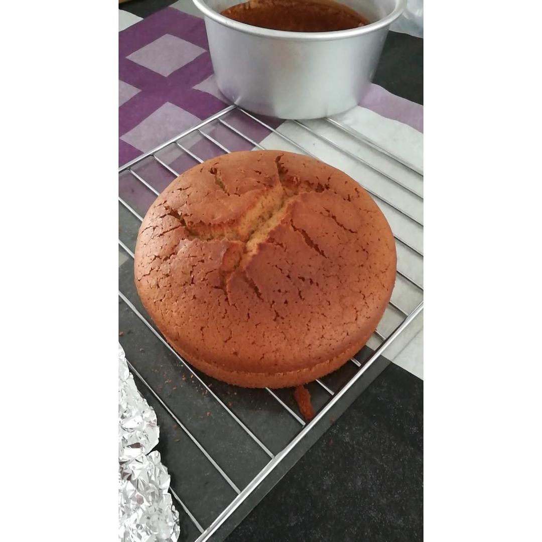 6寸原味戚风蛋糕