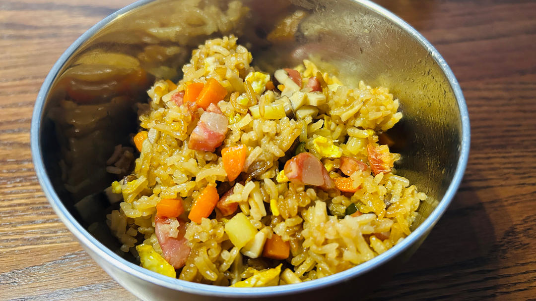 懒人版香肠土豆焖饭