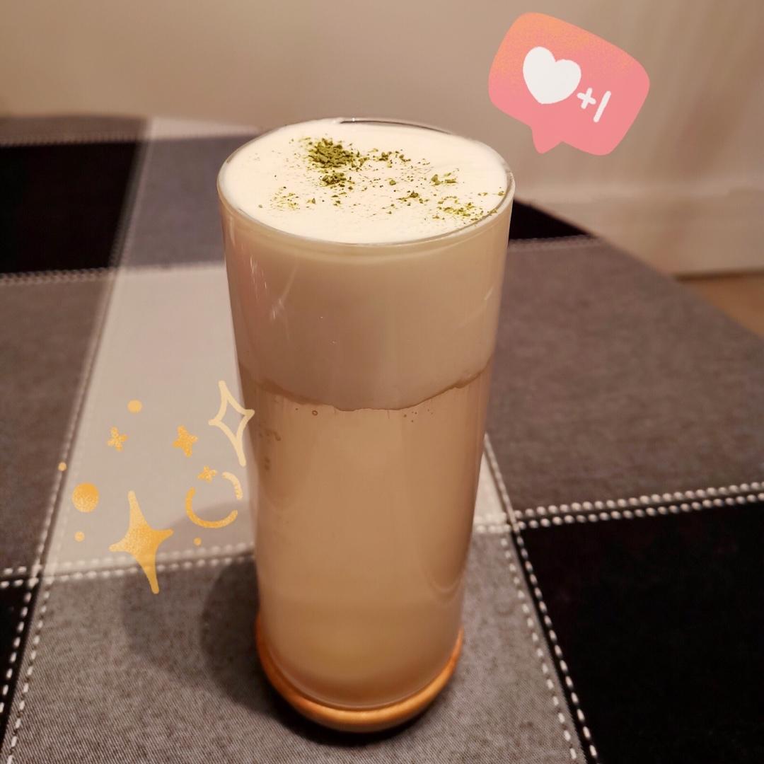 《Tinrry+》芝士奶盖茶