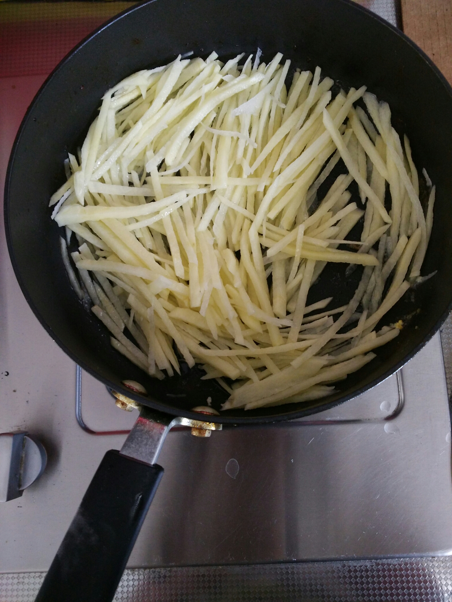 蚝油土豆丝的做法 步骤2