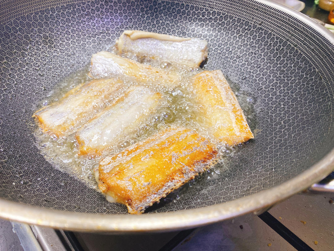 烹带鱼（小糖醋口味）