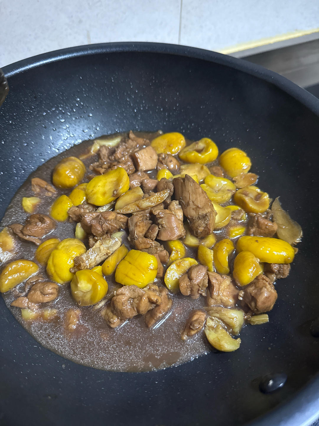 【栗子烧鸡】鸡肉都给你吃，栗子归我~