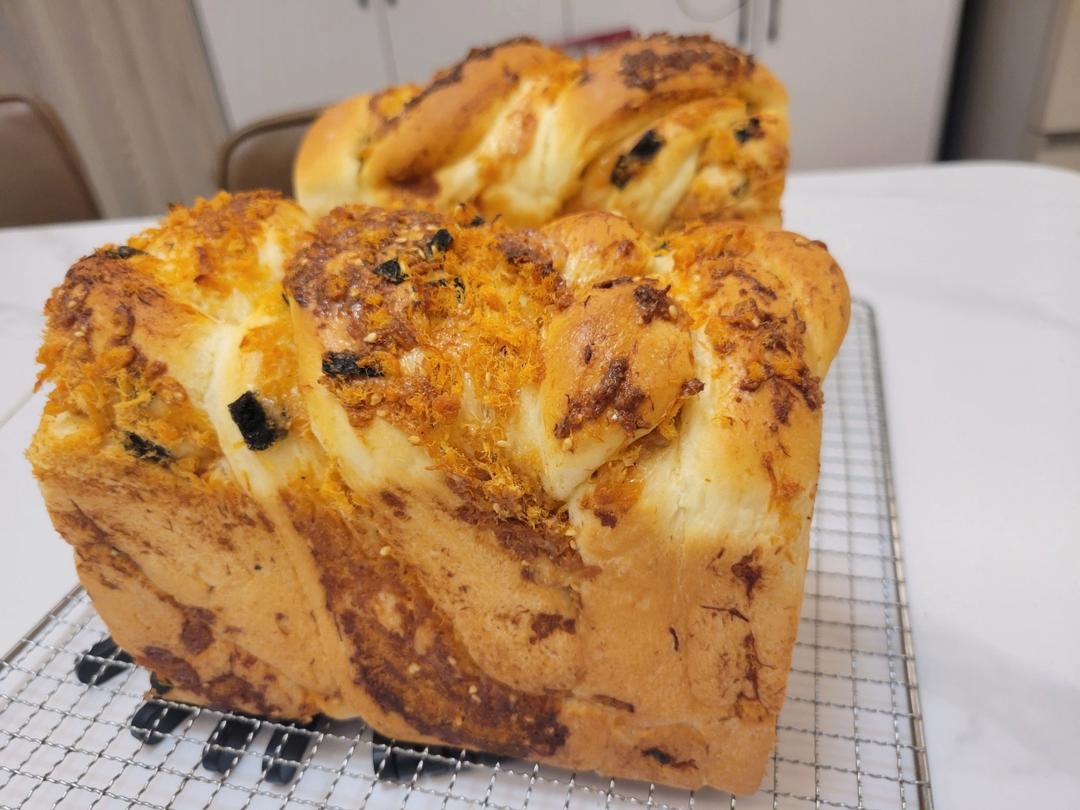 料多多系列---肉松吐司