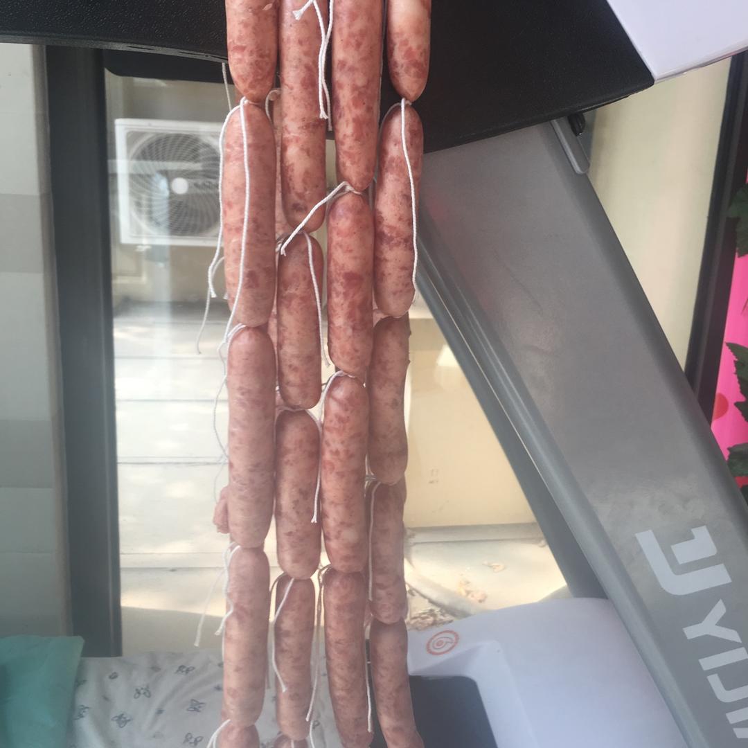 自制黑椒风味脆皮肠--多图详解手工灌肠