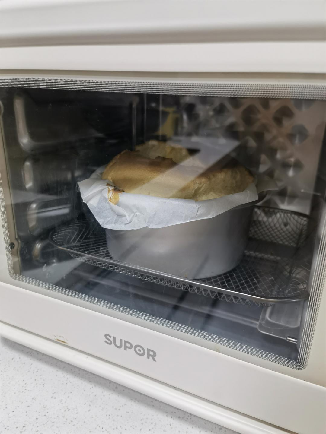 不凹底不塌陷的完美戚风蛋糕