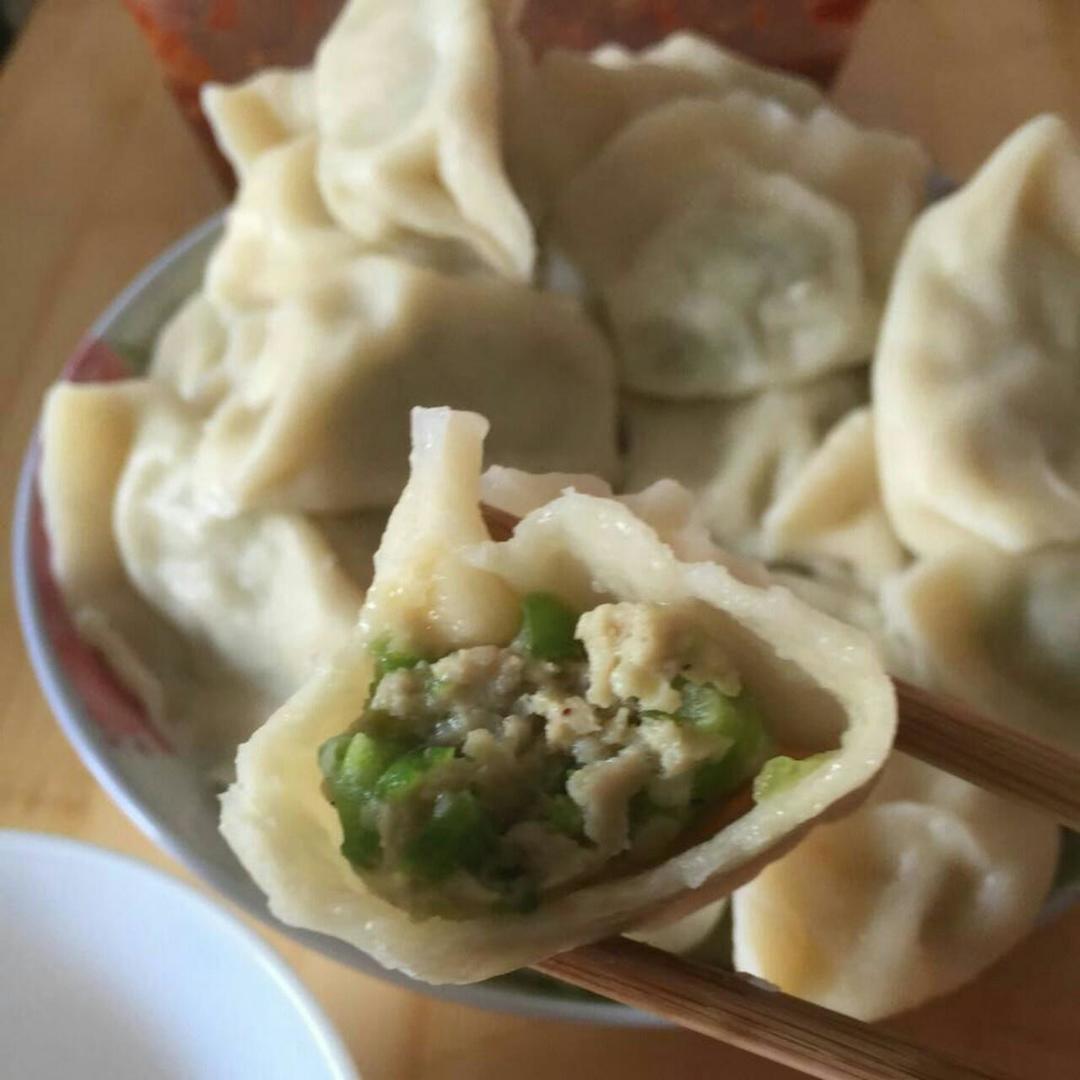 青椒猪肉水饺