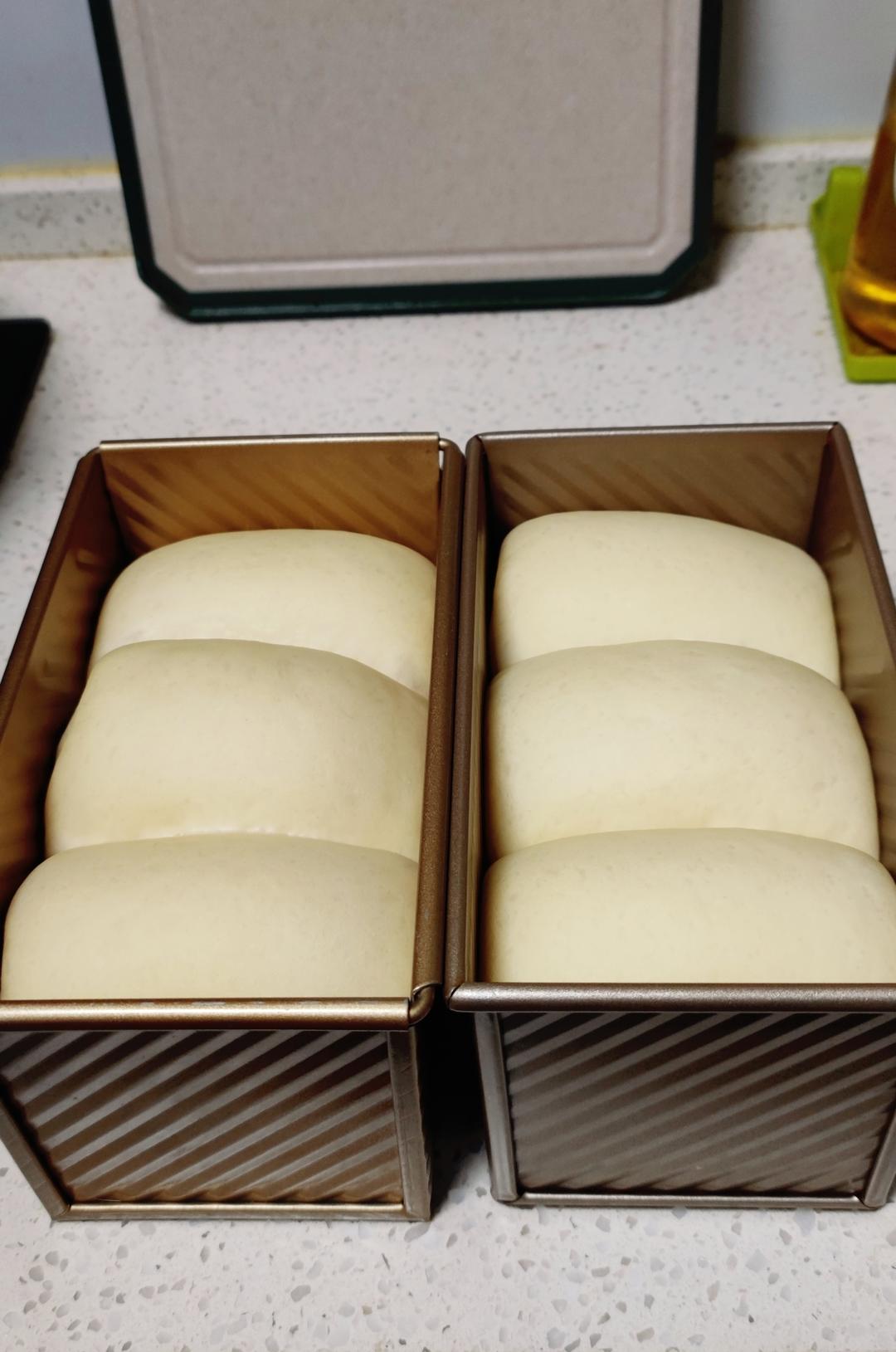 绵软细腻Q弹的酸奶吐司