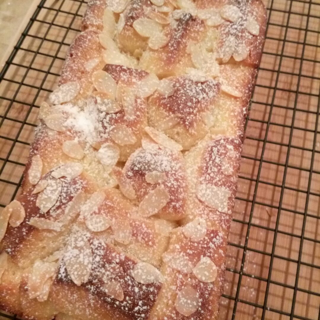 日式香浓炼乳面包