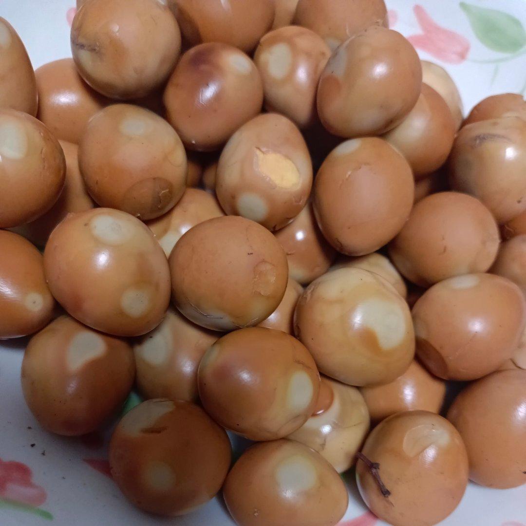 熏卤鹌鹑蛋