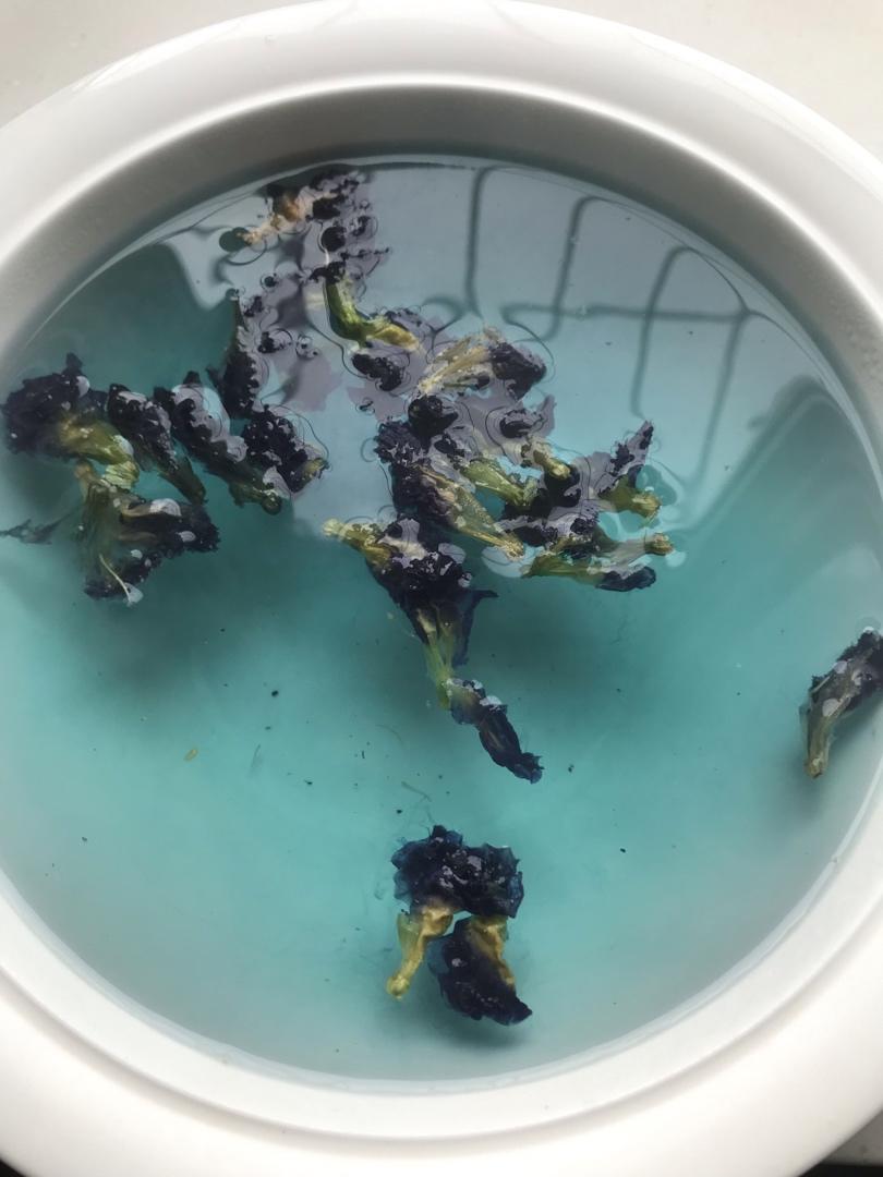 蝶豆花馒头