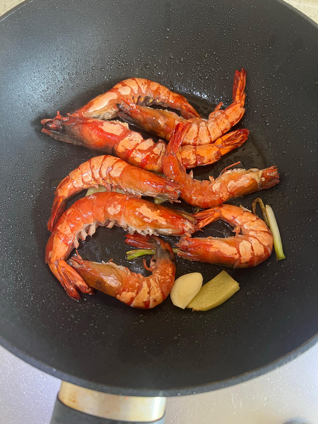 手把手教你五分钟快手油焖虾