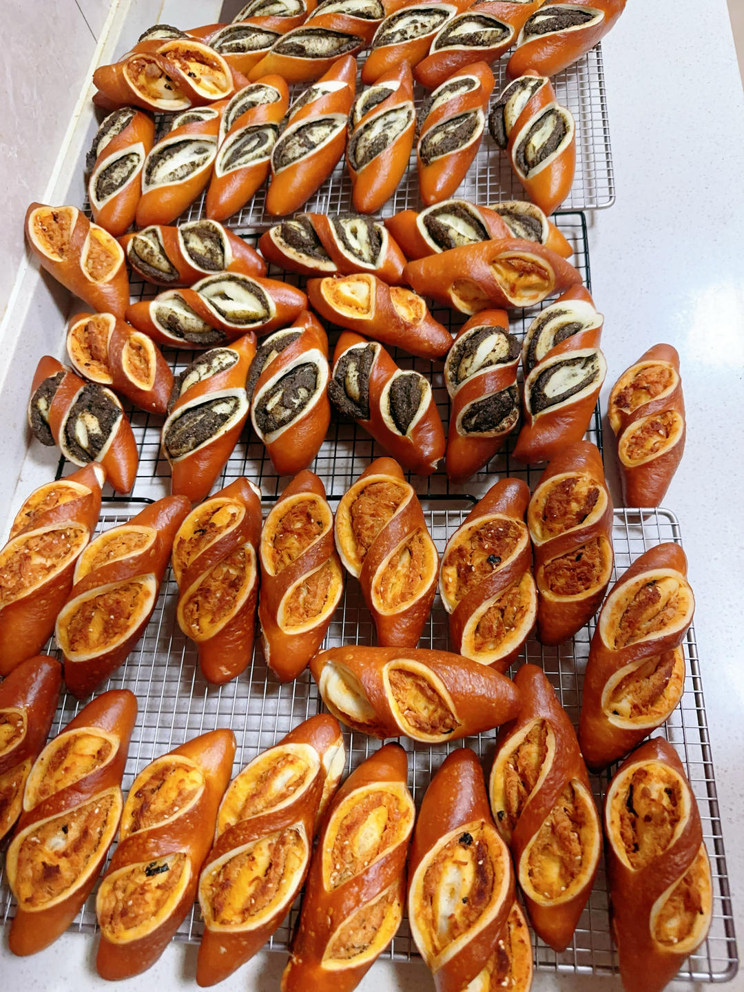 原味（抹茶）2款奶酥馅德式碱水面包｜一次搞定两种口味｜高颜值｜快手｜免手套膜｜免发酵