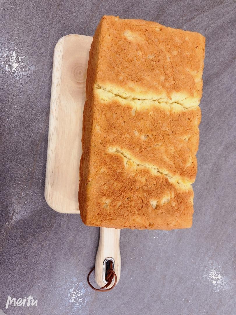 吐司，奶香手撕面包，超级香浓