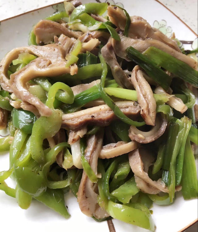 辣椒炒肚丝