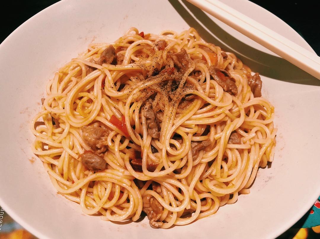 番茄肉酱意大利面