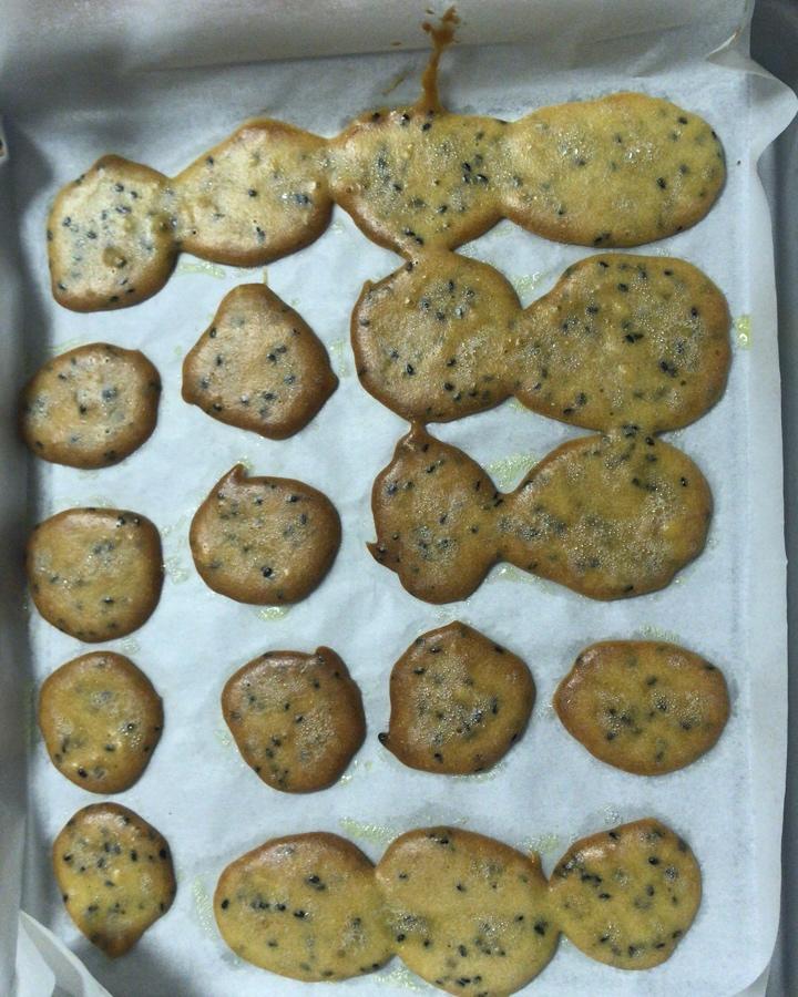 芝麻小脆饼
