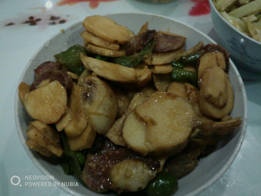 肉片炒茨菇