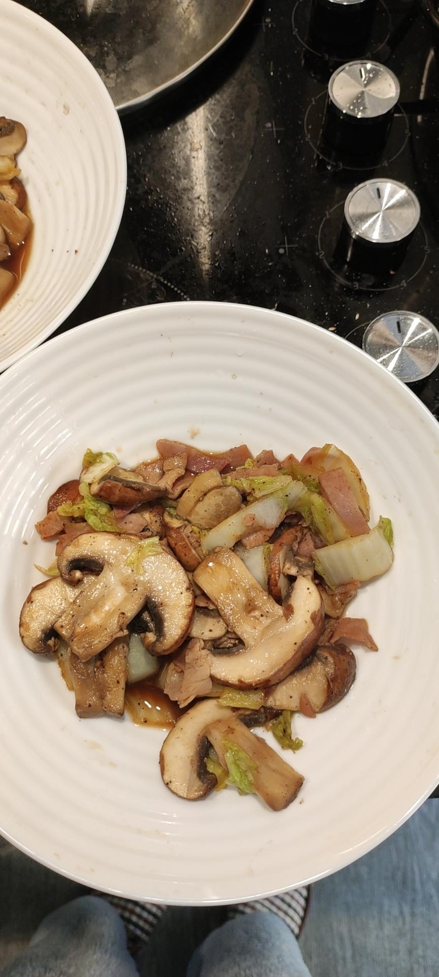 香菇烩大白菜