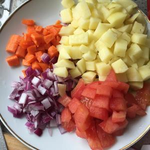 土豆胡萝卜芝士浓汤的做法 步骤1