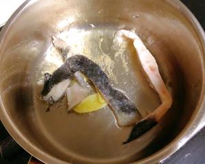 【自制黑鳕鱼面疙瘩】彩蔬烩制，营养💯的做法 步骤12