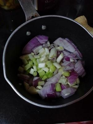 lan菜肉末四季豆的做法 步骤2