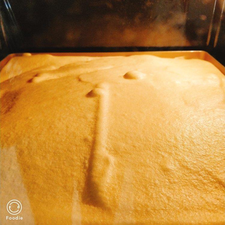 《Tinrry下午茶》教你做基础原味蛋糕卷