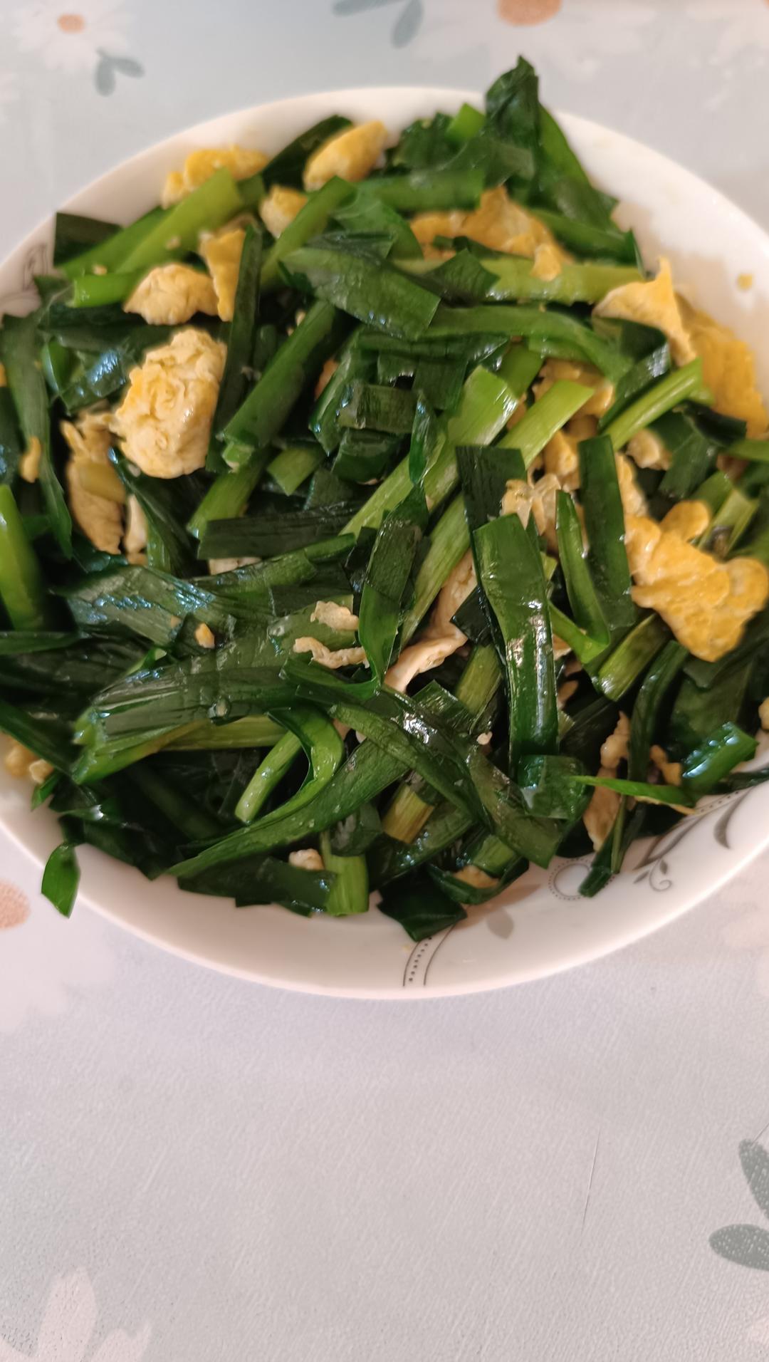 韭菜炒鸡蛋——三分钟快手下饭菜 掌握火候的秘诀