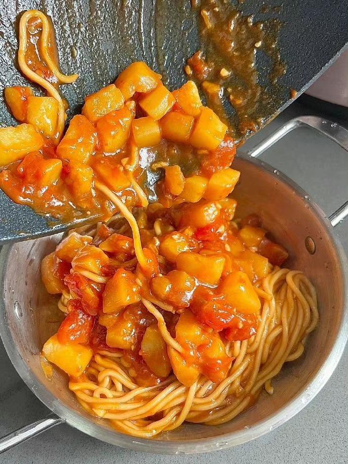 西红柿土豆面