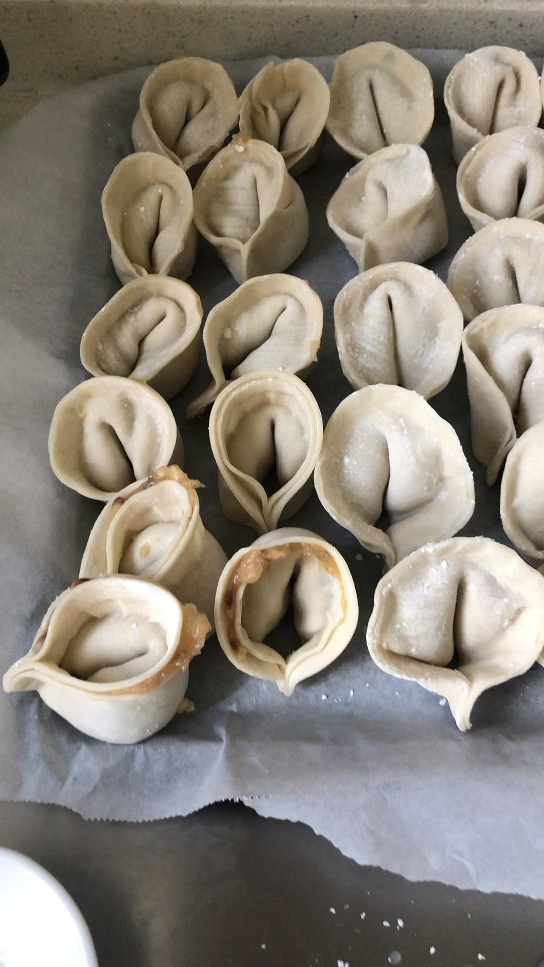 鸡肉馄饨，鲜香滑嫩