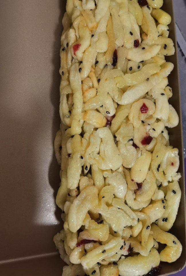 松软的鸡蛋沙琪玛