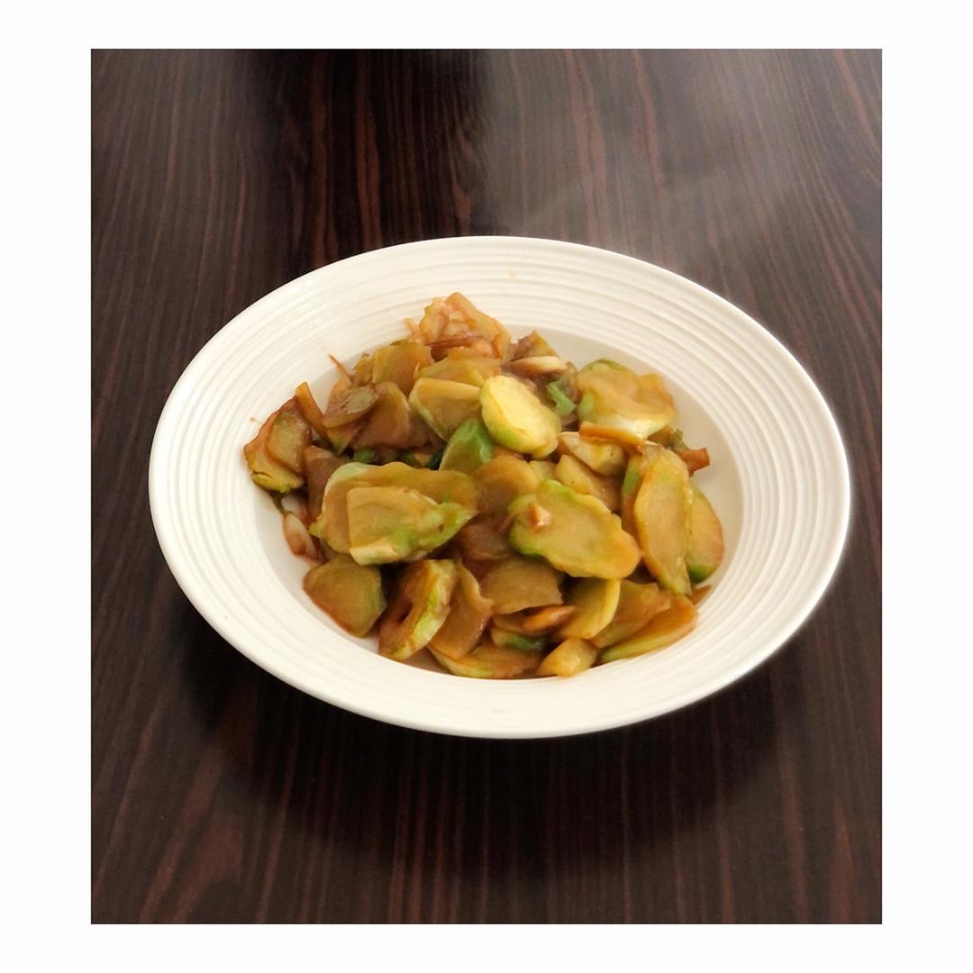 炝炒儿菜