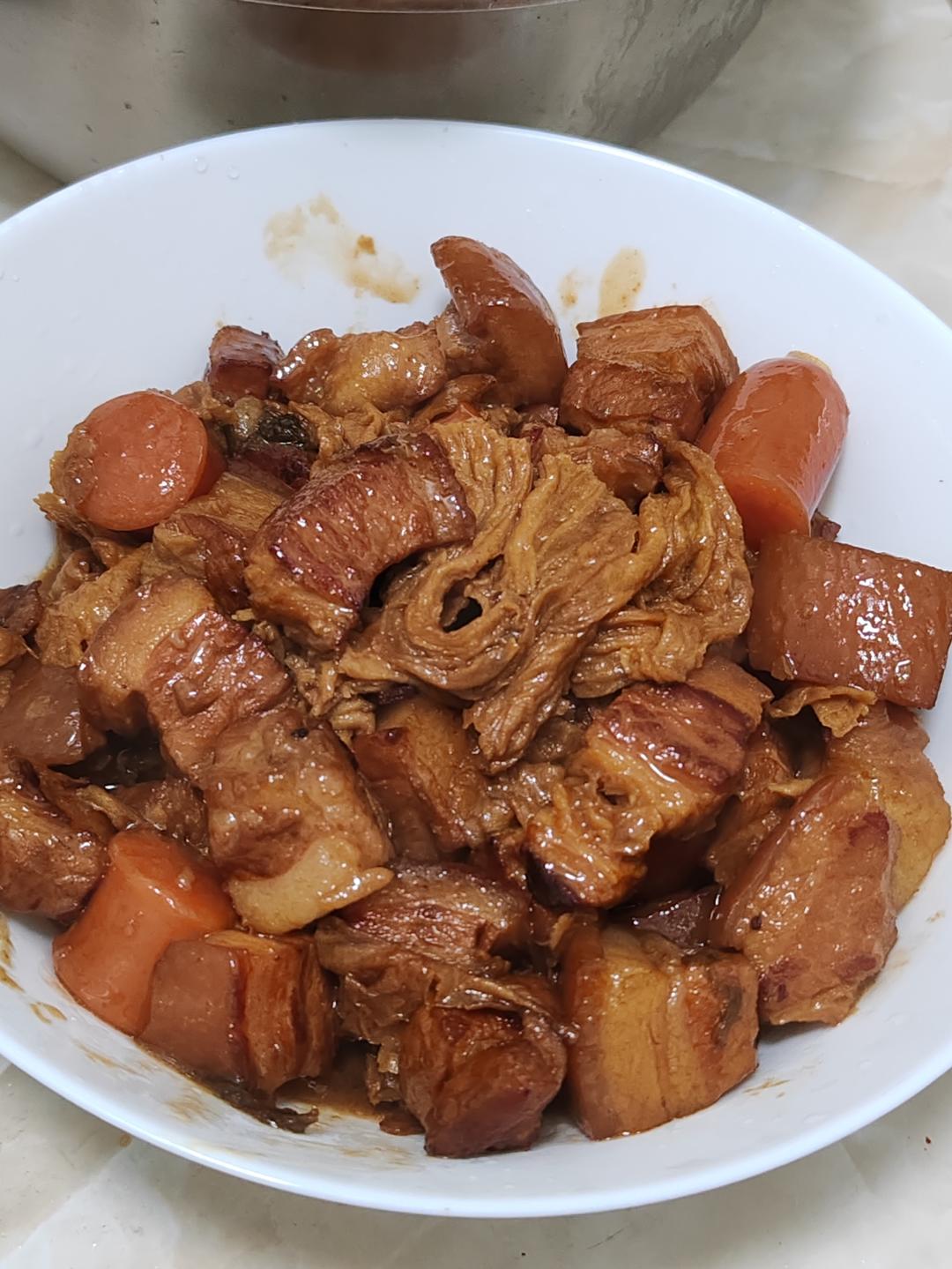 不焯水不放油的家常红烧肉