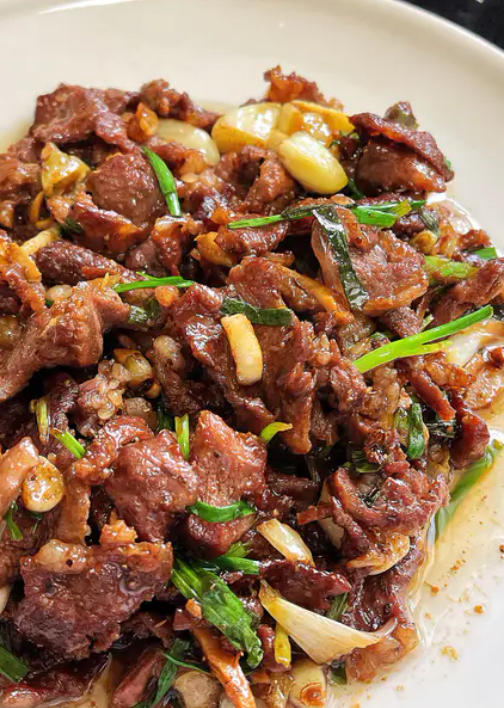 🥩 【酱香豆豉炒吊龙】👨‍🍳 极简步骤（电磁炉版）