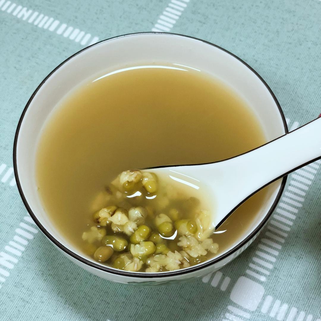 赞                  绿豆汤              绿豆 水,冰糖