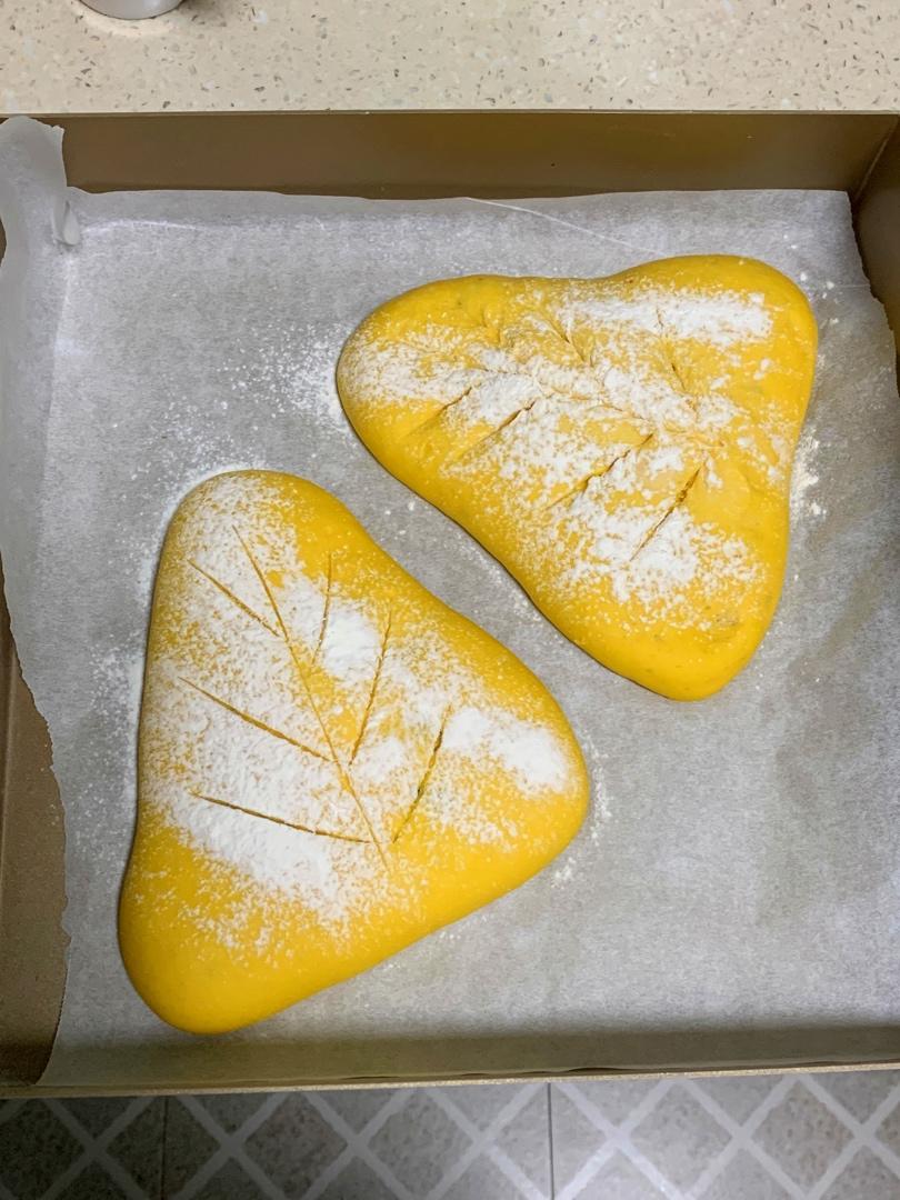 好吃到疯的南瓜奶酪软欧包