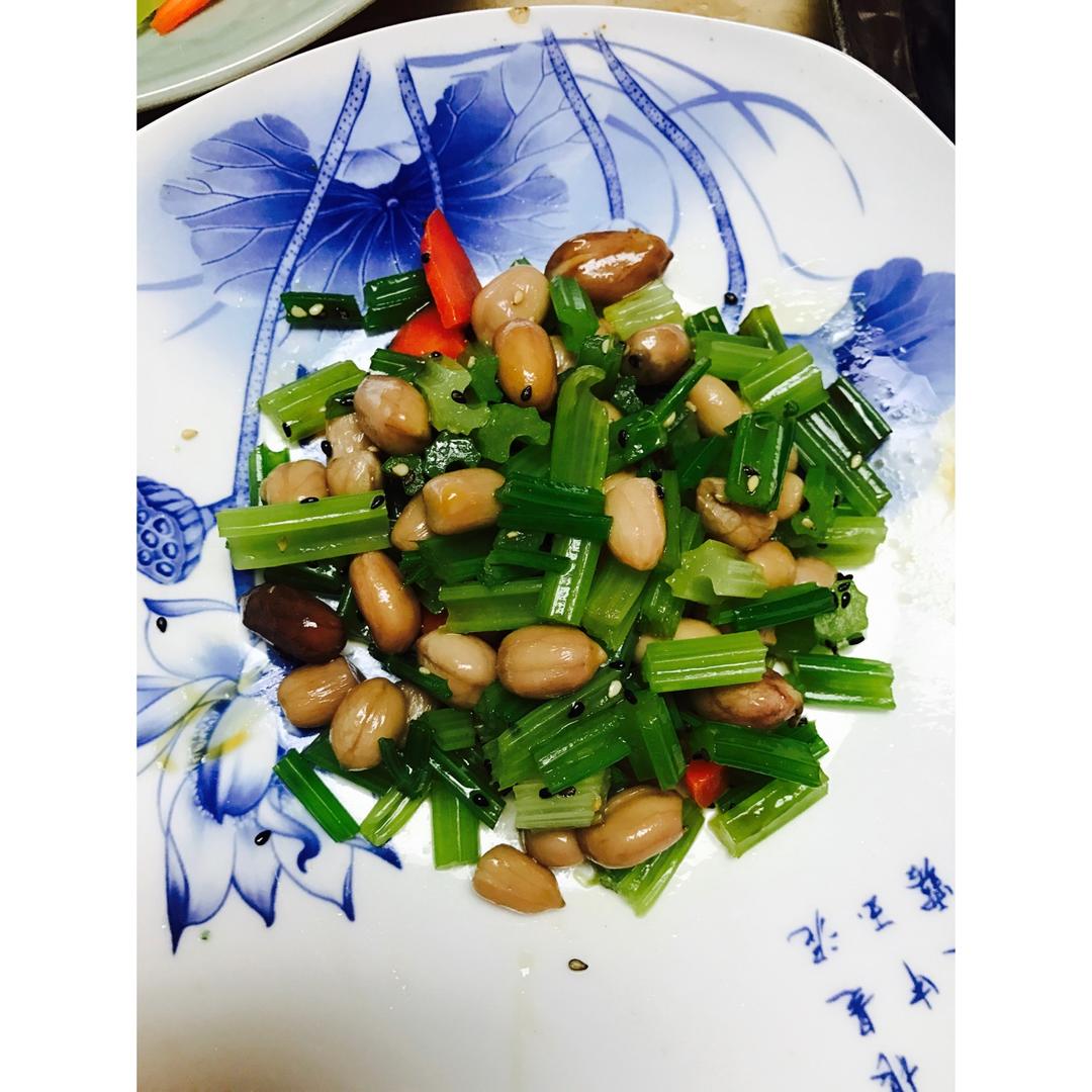 凉拌芹菜花生米胡萝卜