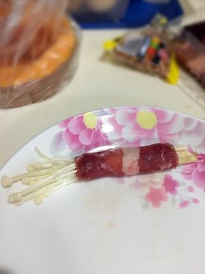 金针菇牛肉卷的做法 步骤4