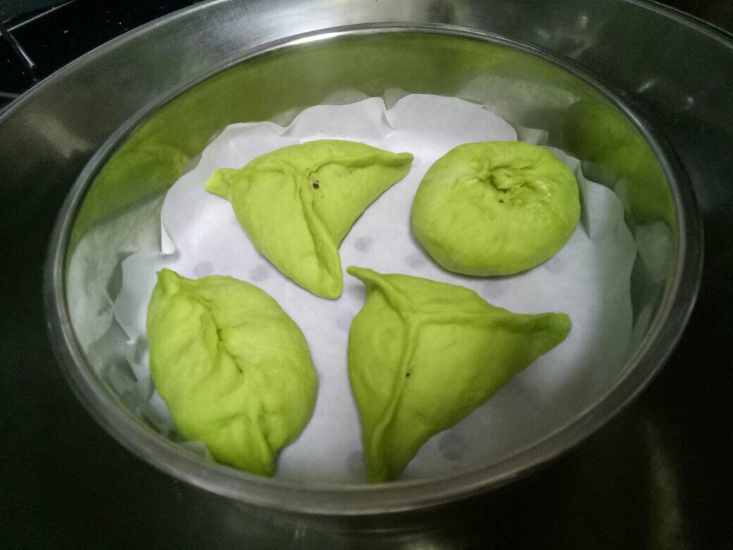 纯天然菠菜汁 翡翠包子