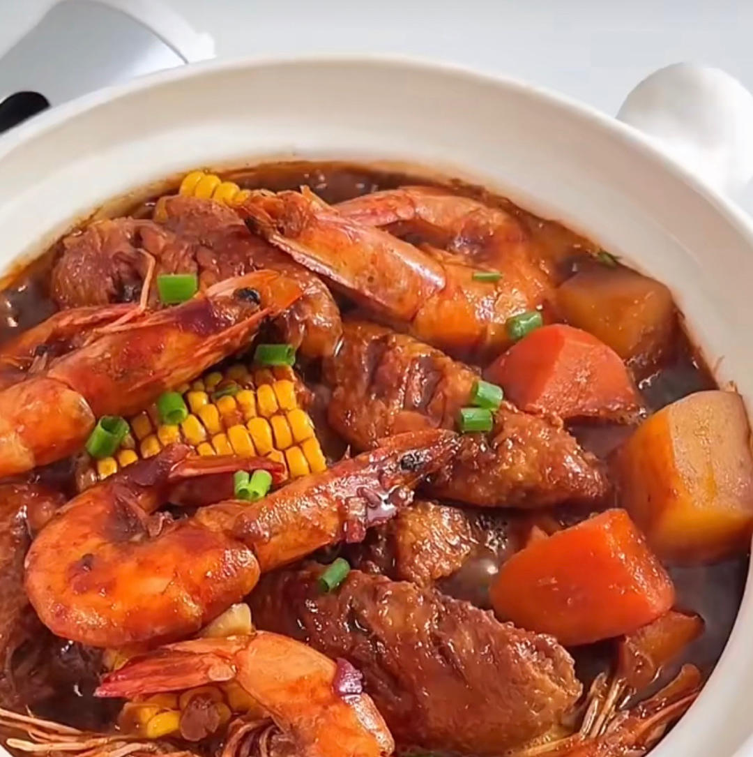 鲜香入味的鲜虾鸡翅玉米煲|美味一锅端