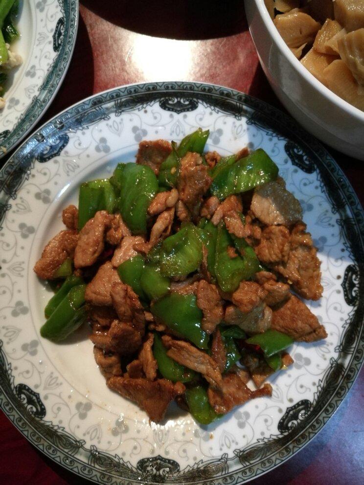 瘦肉炒青椒