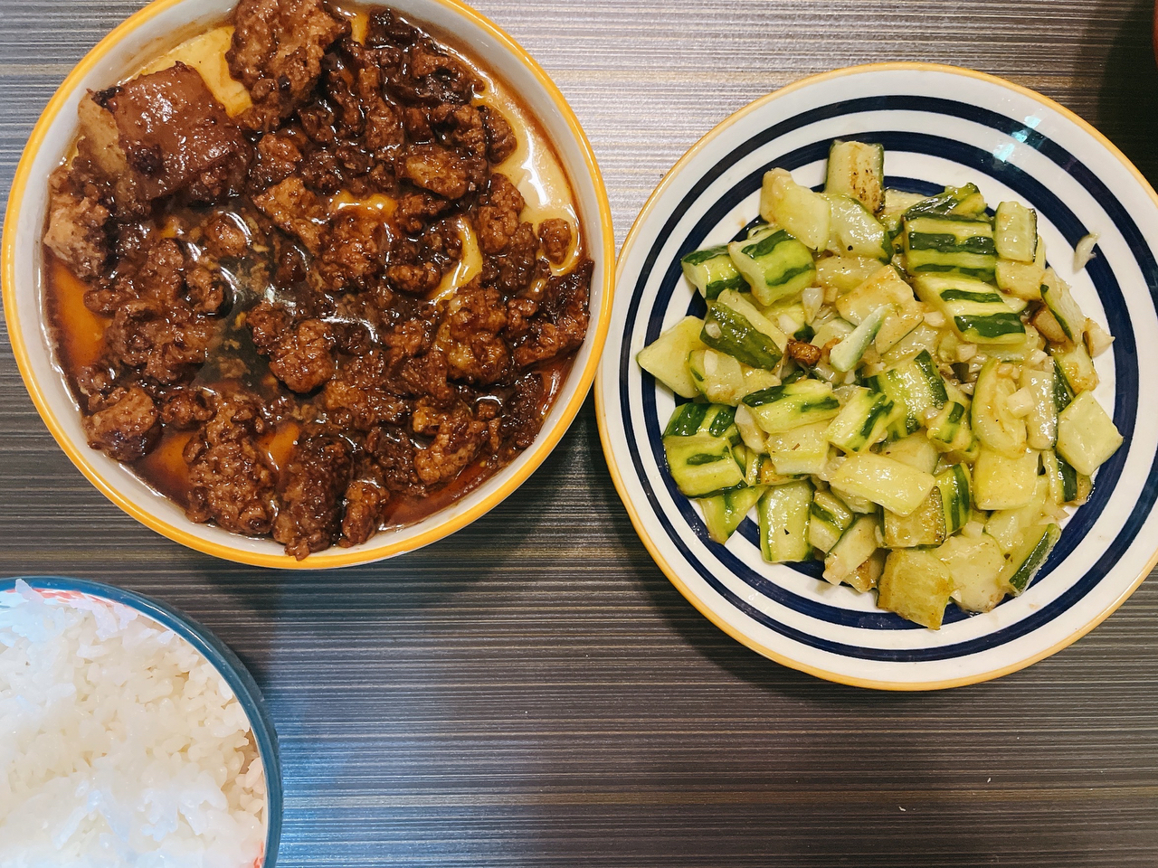 鸡蛋抱豆腐