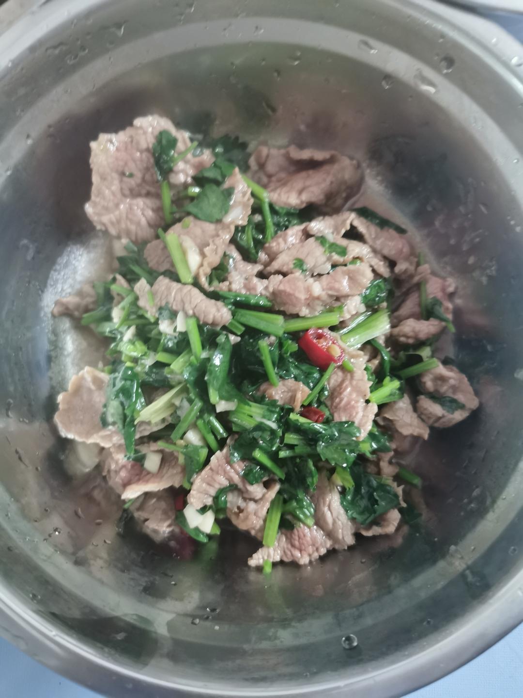 香菜牛肉