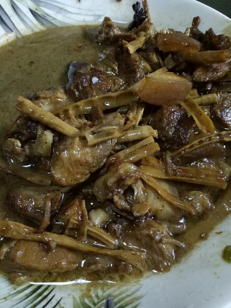 笋干炖肉
