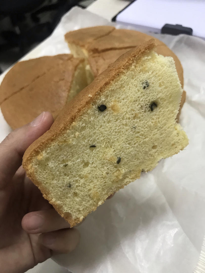 香葱肉松咸口戚风|松软可口，容易上瘾！